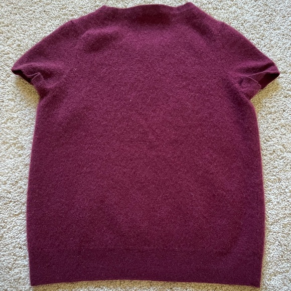 C by Bloomingdales 100% Cashmere Sweater Short Sleeve Purple Size Small *READ* - Picture 7 of 7